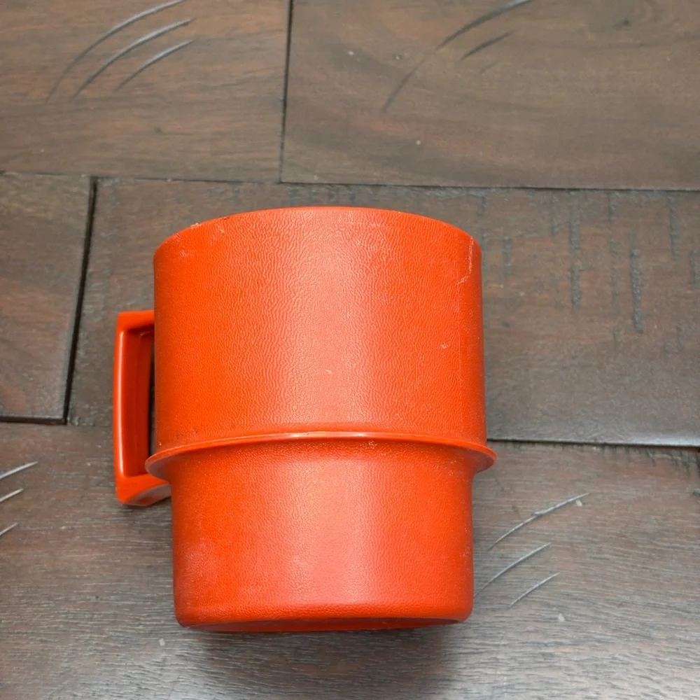Tupperware Stacking cup mug 1312-7 Vintage‎ Orange Good Condition for age